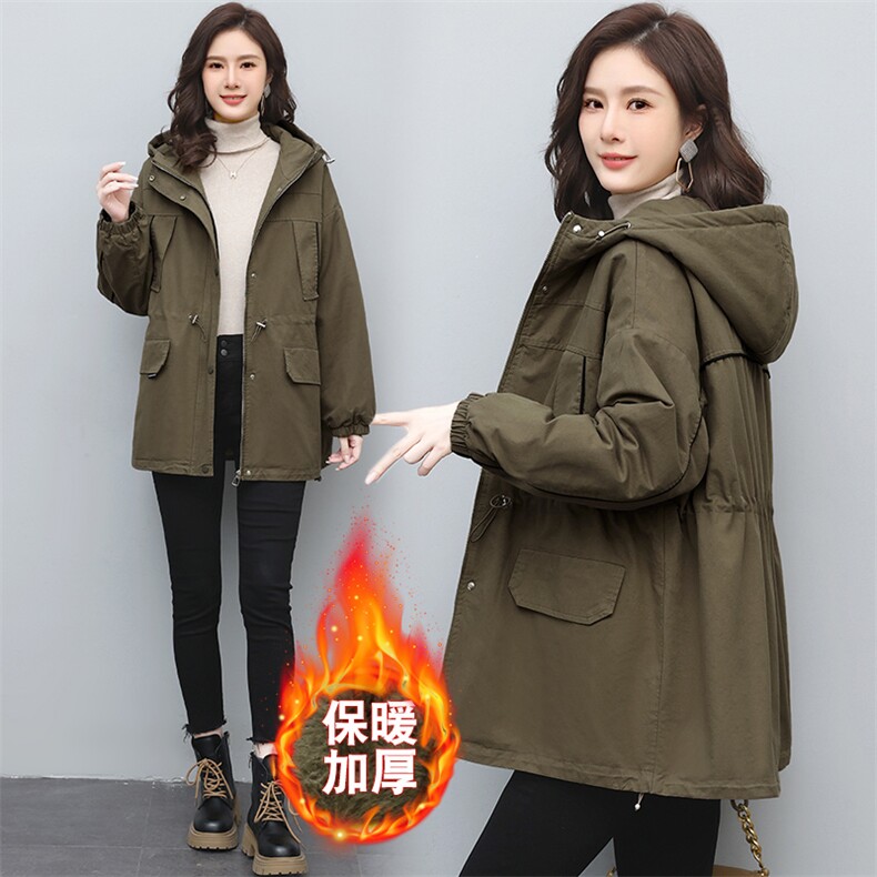 现货。2025冬装新款时尚简约气质休闲加绒连帽外套派克服，女装派克服，依万里