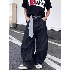 深蓝色