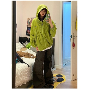 感薄款冲锋衣外套女夏季小众宽松防晒衣潮 W179 网络图图片