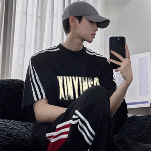 抖音得物高品质二开240克宽松纯棉美式潮牌三条杠织带短袖T恤,男装T恤,电商A486