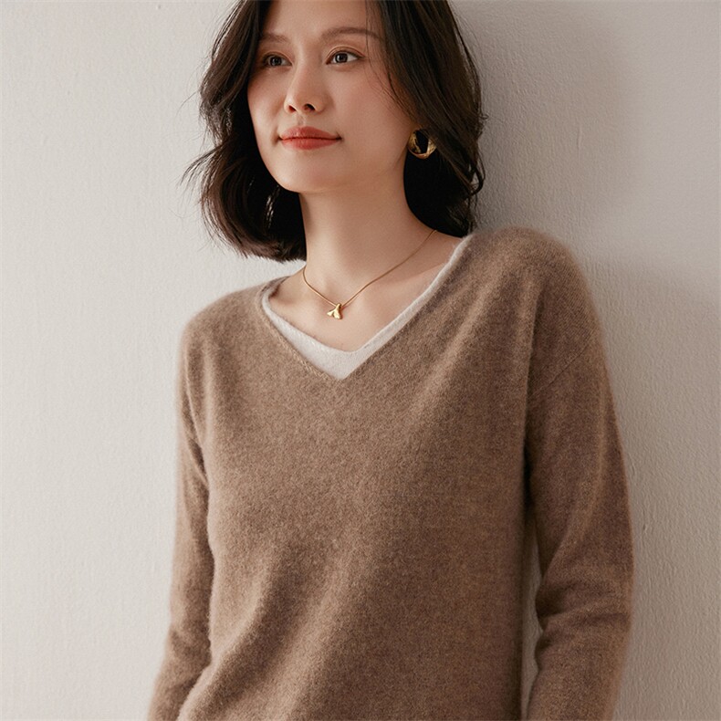 2025年秋季新款十二针V领拼色针织羊绒衫时尚休闲通勤百搭,女装羊绒衫,米琪莲羊绒