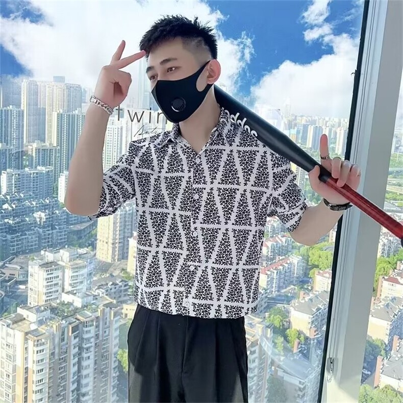 时尚短袖衬衫潮流新款拼色标准潮气质青春流行夏季原宿日系慵懒男图片
