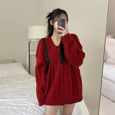 酒红色