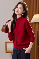 2025秋冬新款100羊毛半高领针织外搭开衫女短外套显瘦休闲上衣，女装羊毛衫，艾米