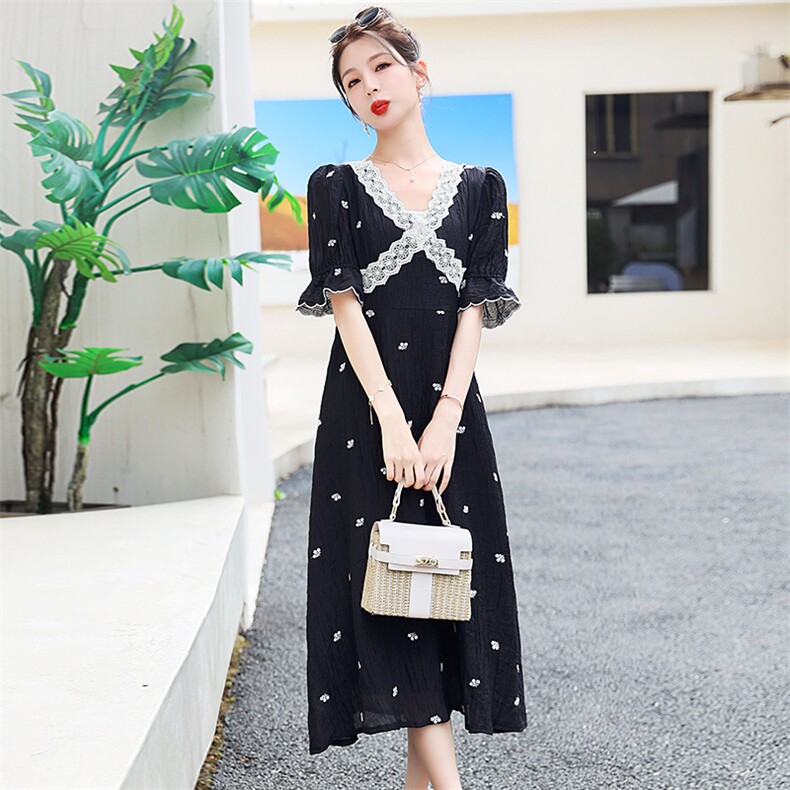 连衣裙V领高腰2023年夏季长款舒适气质绣花连衣裙,女装连衣裙,冬木谷雨