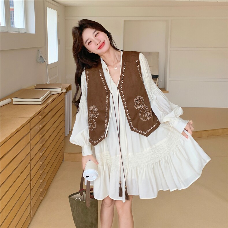 【新品】连衣裙+波西米亚刺绣马甲套装W677P185K298,女装套装/套裙,2C209