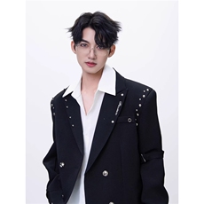 有货。满天星小西服男设计痞帅发型师垫肩西装潮W6922-P65，男装西服套装，星座412-3