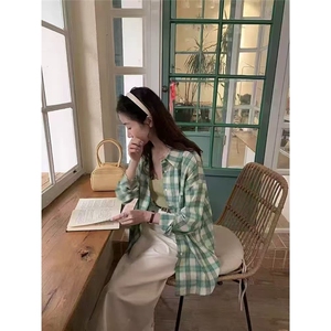 美式复古绿色格子衬衫女早春款多巴胺宽松上衣设计感叠穿衬衣外套图片