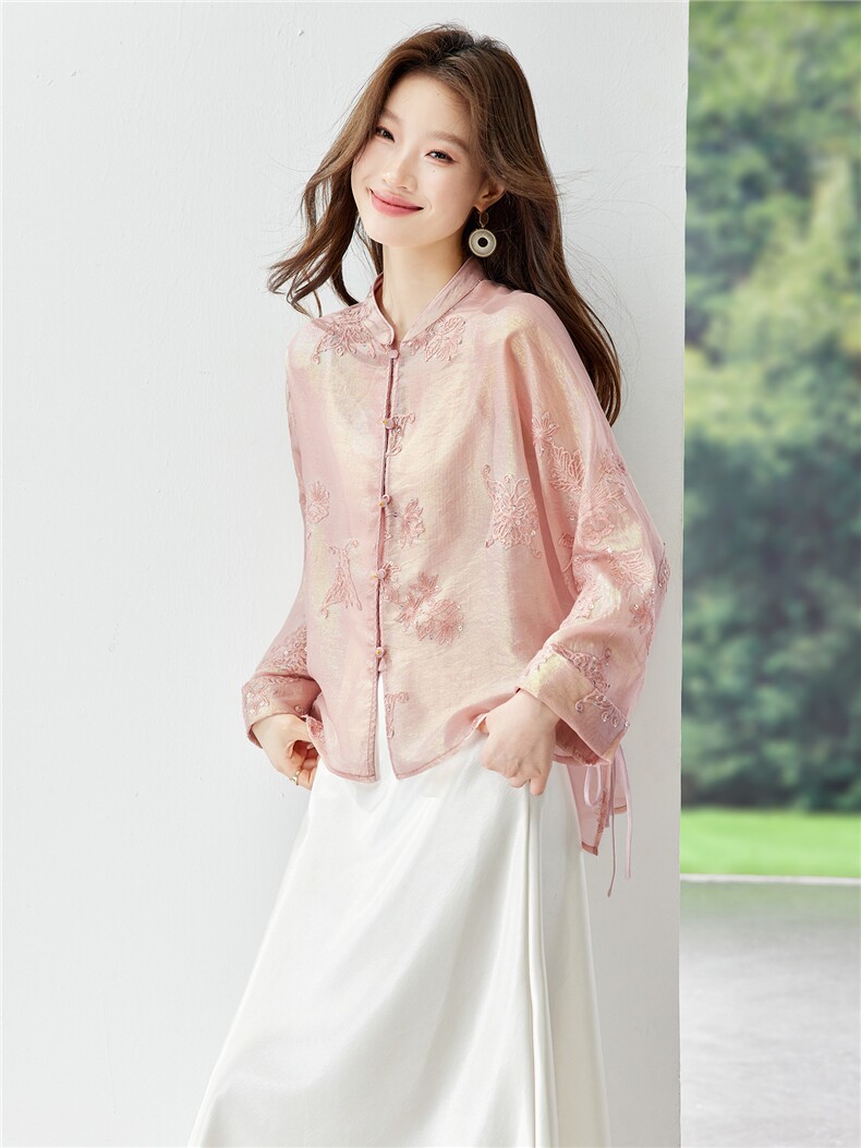 在仓~2026年夏季薄款浮光锦刺绣抽绳宽松防晒服时尚潮流户外上衣,女装防晒衣,新依时派
