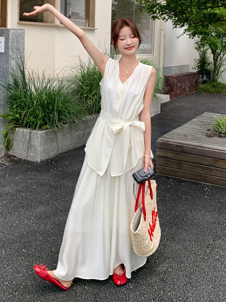 高级感御姐气质v领马甲半身裙两件套女2025夏季新款法式收腰显瘦,女装套装/套裙,浙宝305