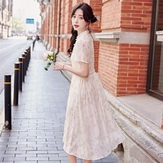 现货2024年夏季女气质清新新中式印花盘扣珍珠系带收腰显瘦连衣裙，女装连衣裙，艾贝斯