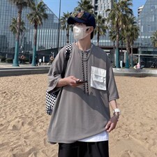 灰色