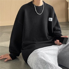 黑色