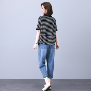 夏季T恤套装女2024年新款中年妈妈宽松时尚短袖休闲牛仔裤两件套图片