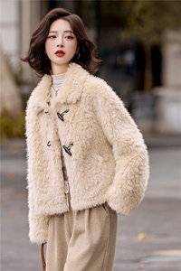 加厚保暖皮毛一体翻领短款外套女2025秋冬季宽松百搭洋气毛毛外套图片