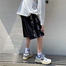 灰色