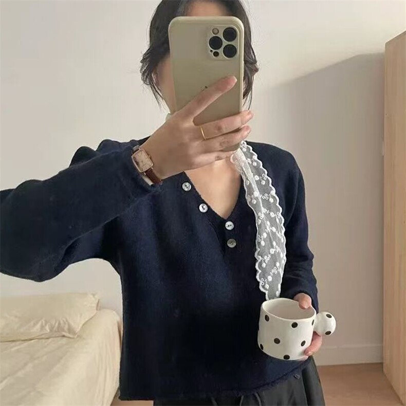 2025年秋季新款小香风针织系扣女士开衫外套时尚休闲通勤百搭图片
