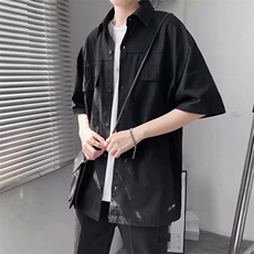 黑色