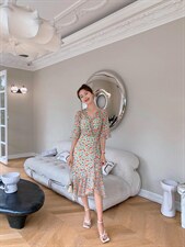 夏季新款连衣裙，女装连衣裙，早颜