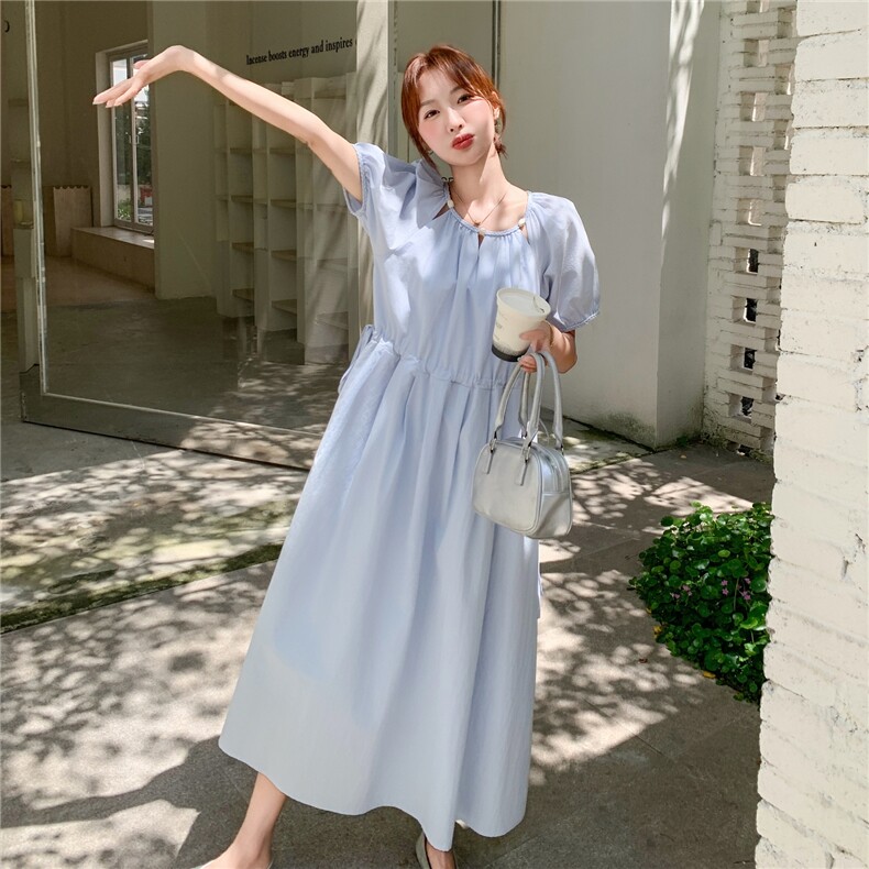 蓝色镂空收腰法式连衣裙女夏独特超好看长裙6266P135K208,女装连衣裙,维壹