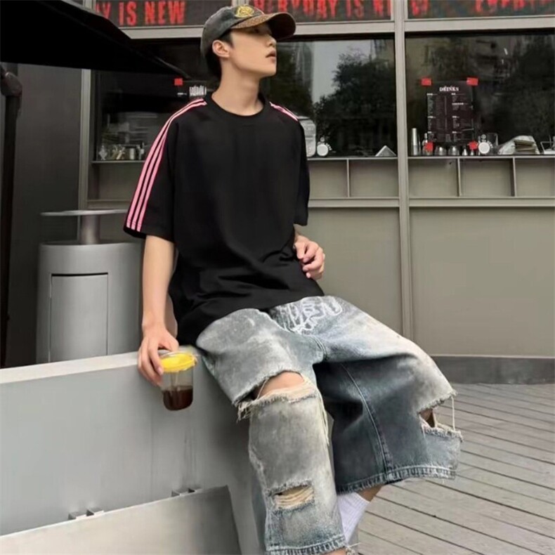 抖音得物品质二开240克宽松纯棉美式潮牌印花三条杠中性风短袖T恤,男装T恤,电商A486