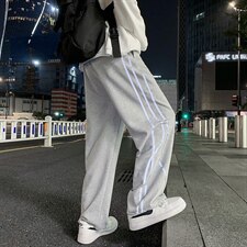 浅灰色