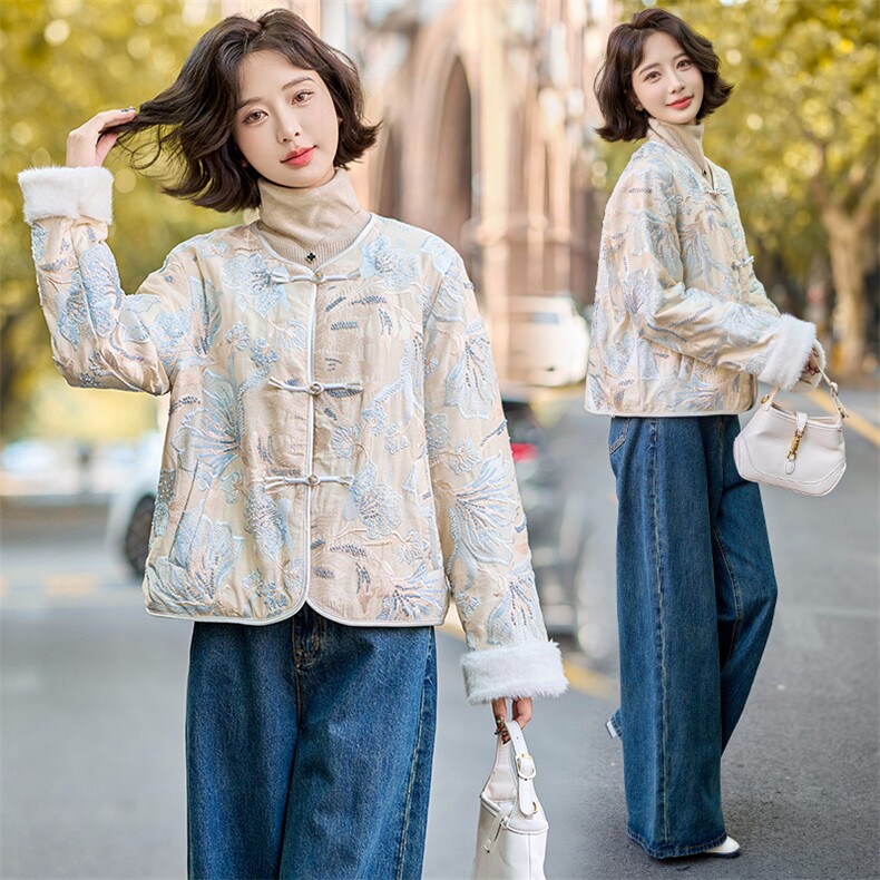 刺绣羽绒服女重工钉珠短外套2025冬新款轻薄绒盘扣上衣,女装羽绒服,韩蜜菓