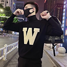 黑色