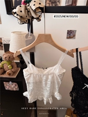 纯欲辣妹设计感纯欲短款蕾丝吊带背心女显瘦修身上衣，女装背心吊带，梦白服饰厂