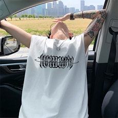 白色