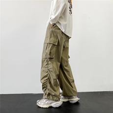 卡其色