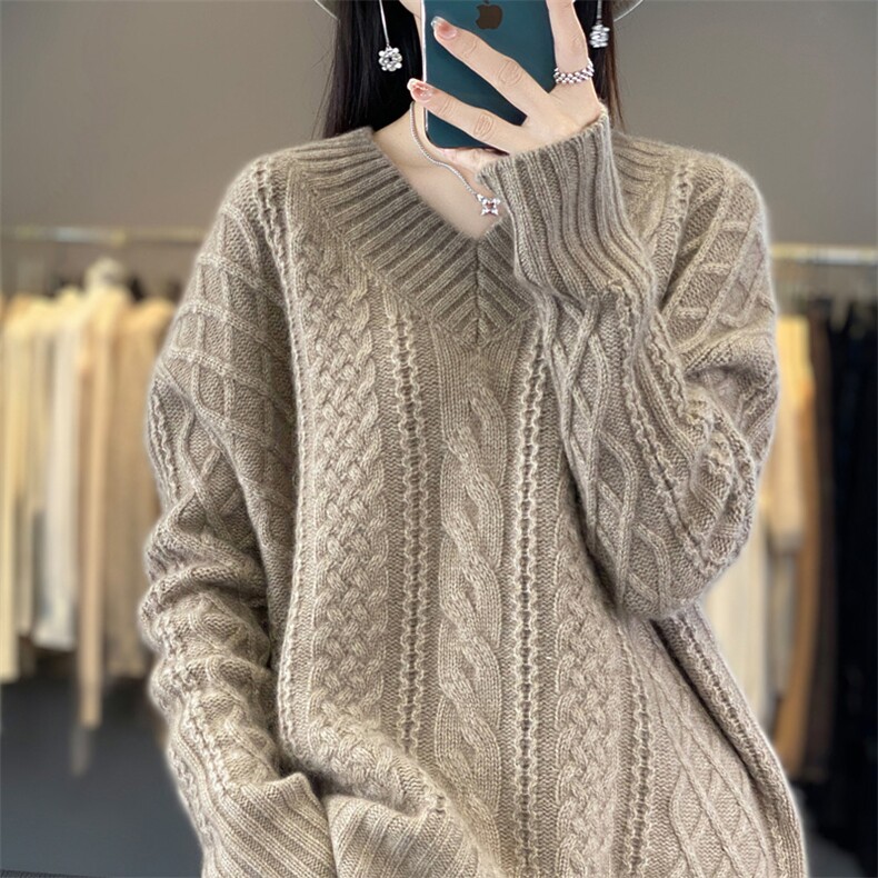 重磅加厚慵懒风羊毛衫女V领绞花毛衣秋冬新款宽松羊绒针织打底衫,针织衫/毛衣,艾驰羊绒