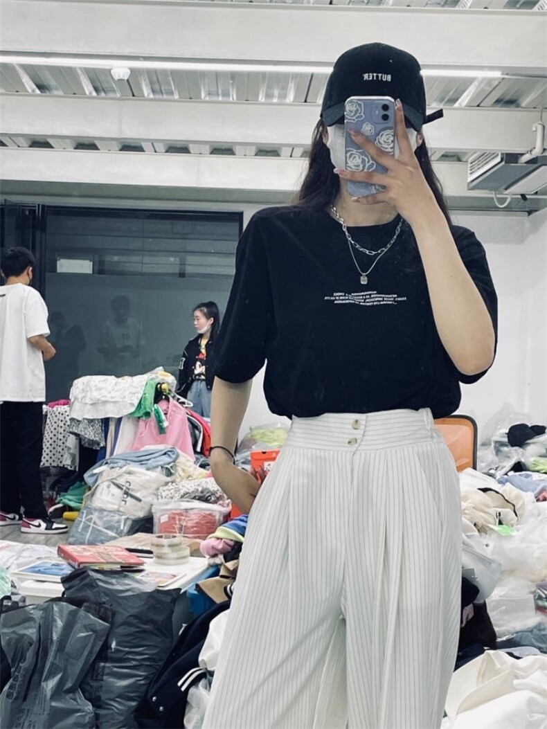 字母T恤，女装T恤，咔咔昵