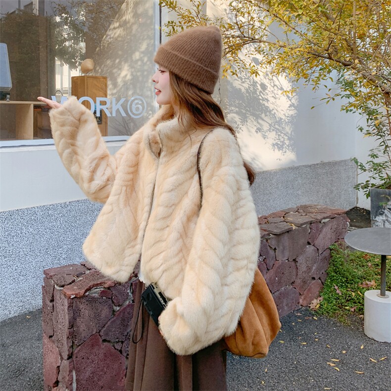 现货金叶貂绒皮毛一体RF058-D6586-P185-K268,女装短外套,2C058