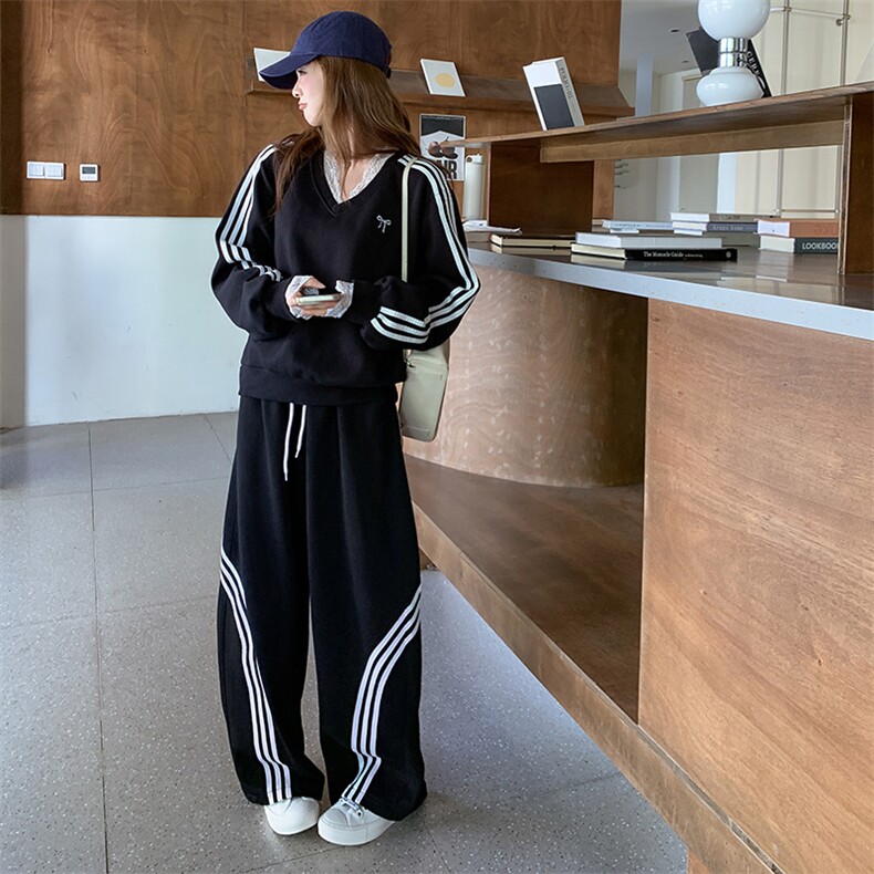 黑色蕾丝拼接慵懒卫衣套装女秋季2025新款阔腿长裤休闲运动两件套,女装套装/套裙,2D080