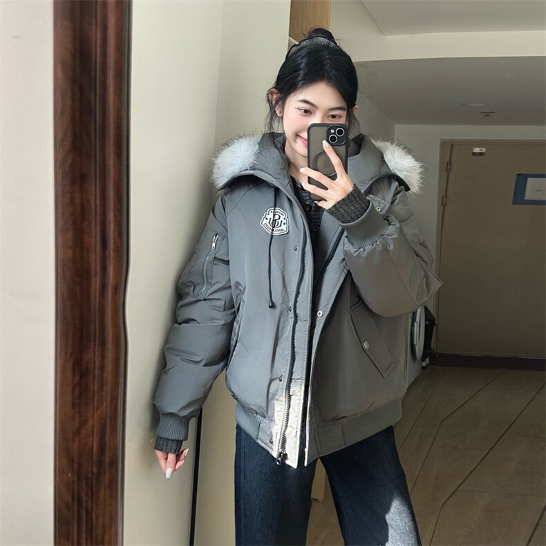 A583-P108 2025冬季可拆卸大毛领连帽棉服防泼水上衣图片