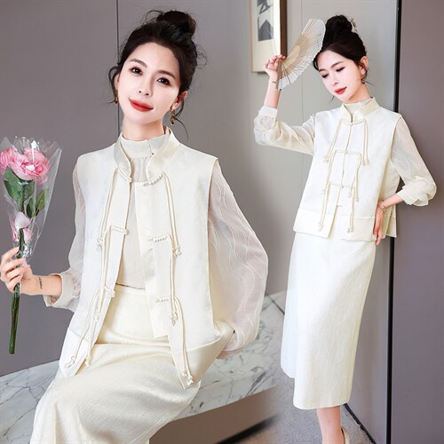 现货新款春秋装复古绣花连衣裙女装礼服气质新中式马甲图片