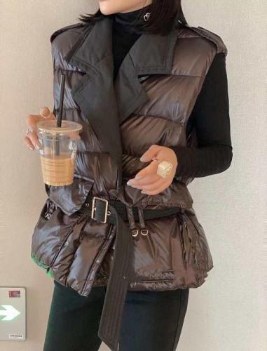 W6825欧洲站简约设计翻领亮皮保暖羽绒马甲,女装马甲,L·H·X