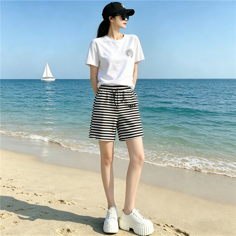 韩版休闲运动套装女夏季新款气质显瘦圆领短袖上衣条纹短裤两件套,女装套装/套裙,江南