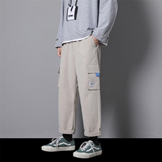 卡其色