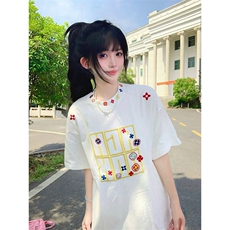 白色