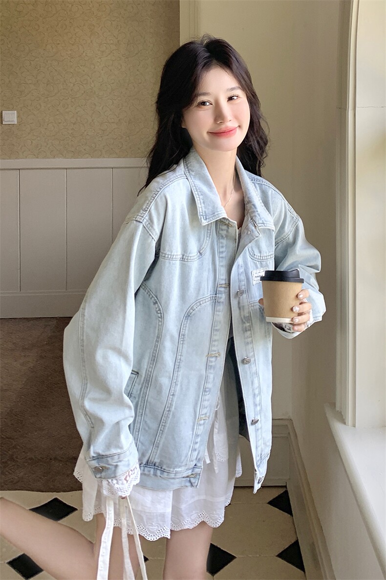 别致高级感2025超火减龄牛仔外套女慵懒风蕾丝拼接小个子气质夹克,女装短外套,2D078