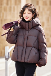 短款羽绒服女冬季2025新款宽松加厚高端洋气小个子连帽面包服外套图片