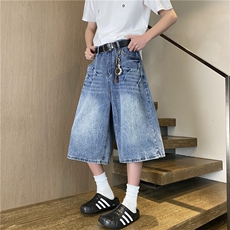 蓝色