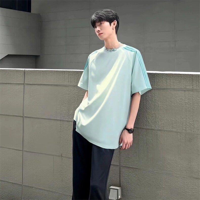抖音得物品质二开240克宽松纯棉美式潮牌印花三条杠中性风短袖T恤,男装T恤,电商A486