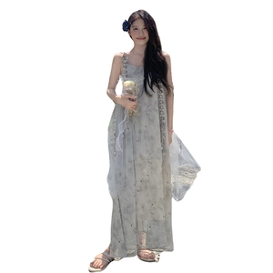 法式高级感小个子网纱吊带连衣裙女2025年夏季新款温柔风仙女裙子图片