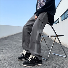 深灰色