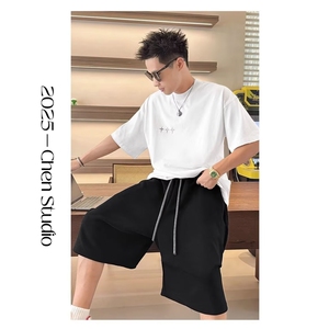 2025夏季设计感美式高街拼接拼色运动休闲短裤男宽松轻奢五分中裤图片