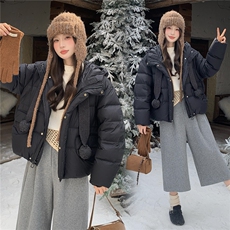 现货主推2025新款气质轻薄泡芙加厚保暖白鸭绒短款羽绒服女，女装羽绒服，时尚风爆