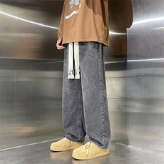黑灰色